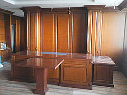 Офісні меблі під замовлення: столи, шафи, прилавки, ресепшн