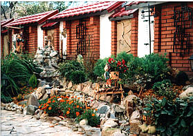 Дизайн водоема из пласиковой формы. 2