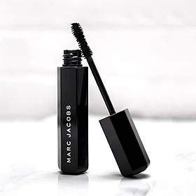 Marc Jacobs O!Mega Lash Volumizing Mascara ( Омега Марк Якобс)