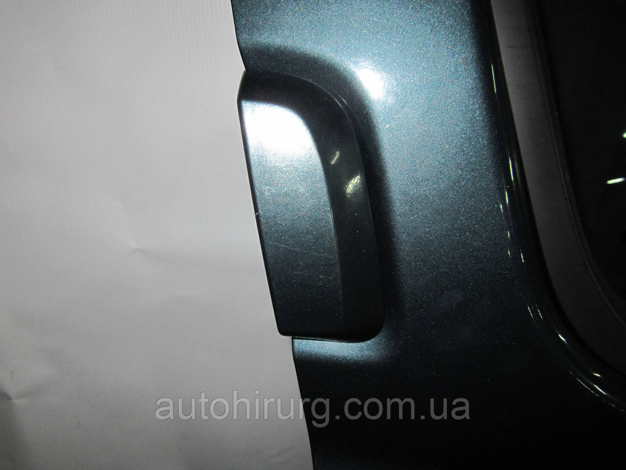 Задні дверні ручки Infiniti QX56 826067S001 / 826077S001