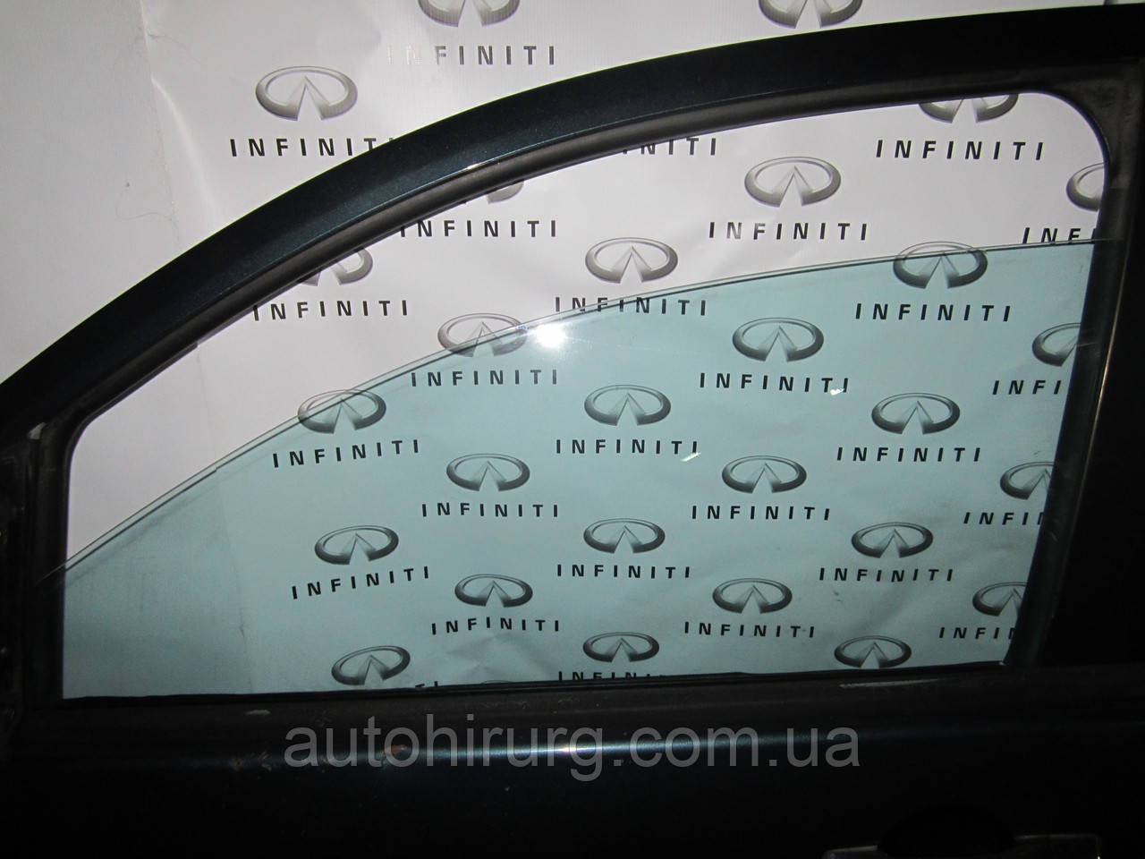 Скло передніх лівих дверей INFINITI Qx56, фото 1