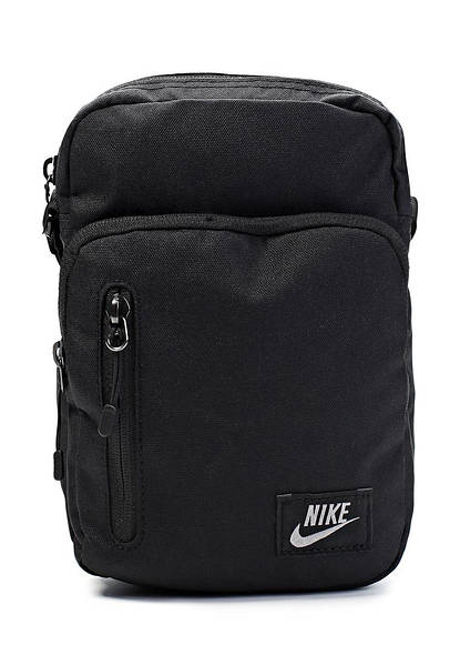Nike core small items ii hotsell