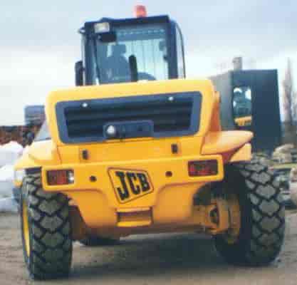 Шина Galaxy Jumbo Hulk на навантажувачі JCB