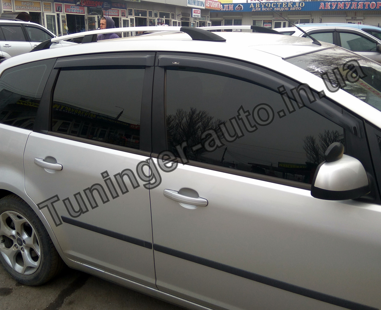 Дефлектори вікон (вітровики) Ford C-Max 2003-2010 (Hic)