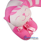 Дизайнерська дорожня Подушка-підголівник Silenta Котик (рожеві смуги)., фото 2