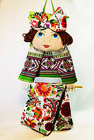 Лялька тримач для рушників господиня.