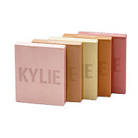 Хайлайтер Kylie Pressed Illuminating Powder (ПАЛИТРА)