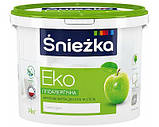 Гіпоалергічна матова акрилова водоемульсійна фарба для стін і стель Śnieżka Еко Люкс 1л, ПОЛЬЩА, фото 2