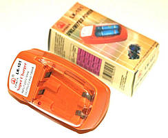 Зарядний пристрій LK-101 для пальчикових акумуляторів АА