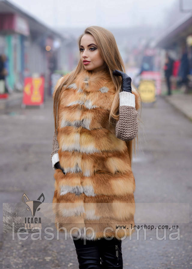 Женская меховая жилетка из лисы ФОТО