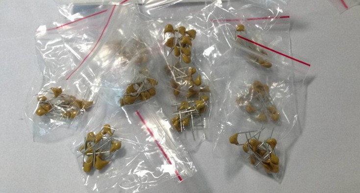 Конденсатори керамічні набір - 180 штук, 18 видів по 10 штук 20PF-105(1UF) 50В