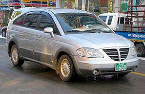 SsangYong Rodius 04-