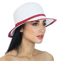 Летняя шляпа с небольшими полями цвет белый с красной отделкой
