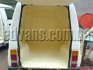 Ізоляція автотранспорту методом напилення пінополіуретану