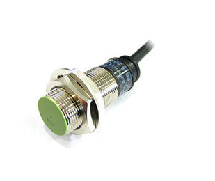 Індуктивний датчик М18х47 з дротом 5 мм, 100-240VAC, PNP NO