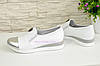 Жіночі туфлі шкіряні на товстій підошві, колір срібло/білий, фото 3