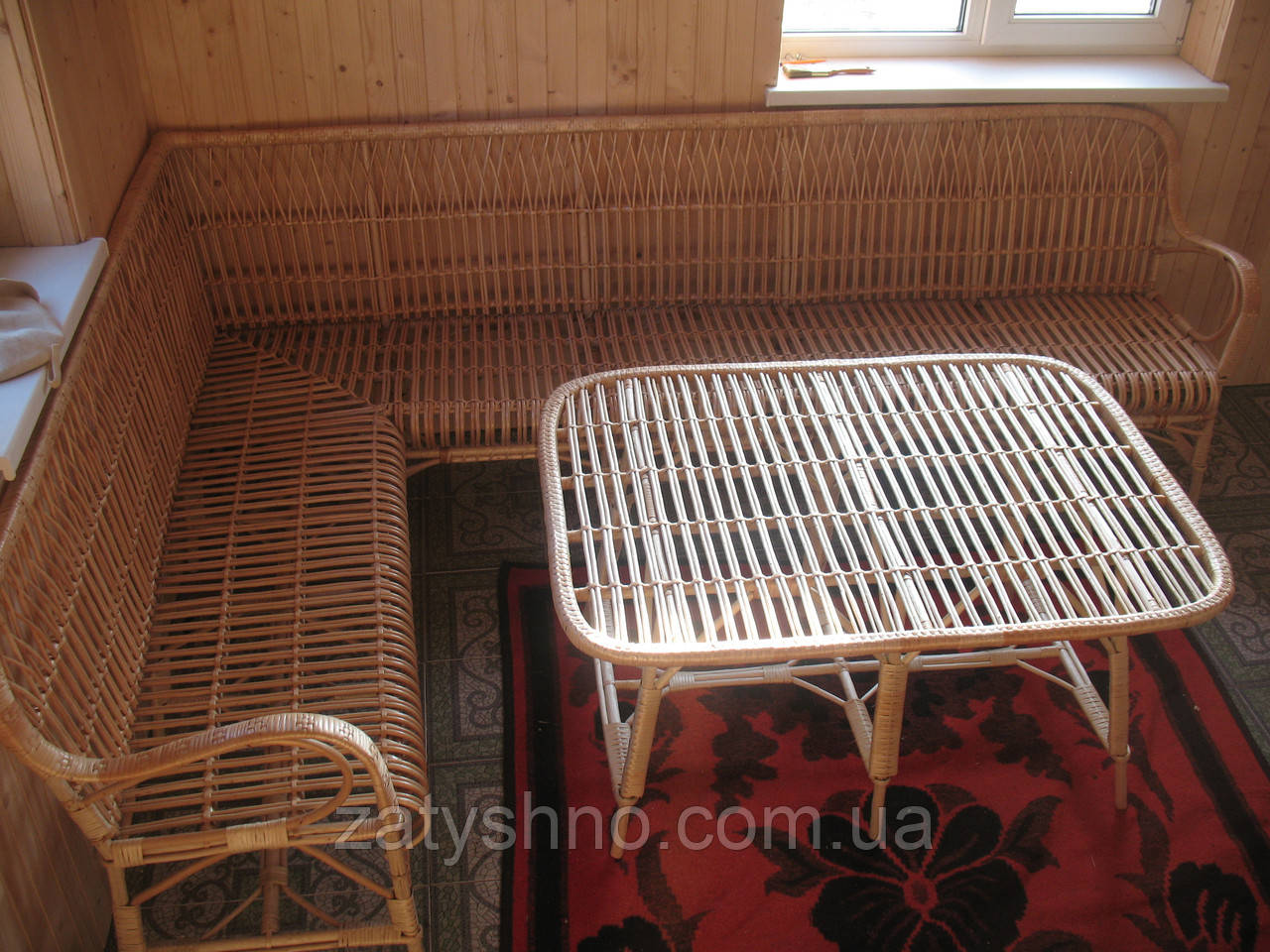 Кухонний куточок плетений з лози