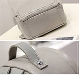 Модний рюкзак жіночий міський. Рюкзак для дівчинки з екошкіри з заклепками (рожевий), фото 7