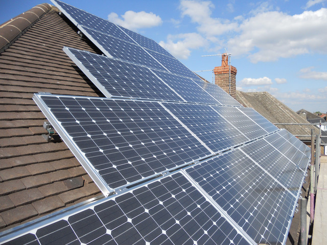 solar-batarey-ukraine сонячні батареї