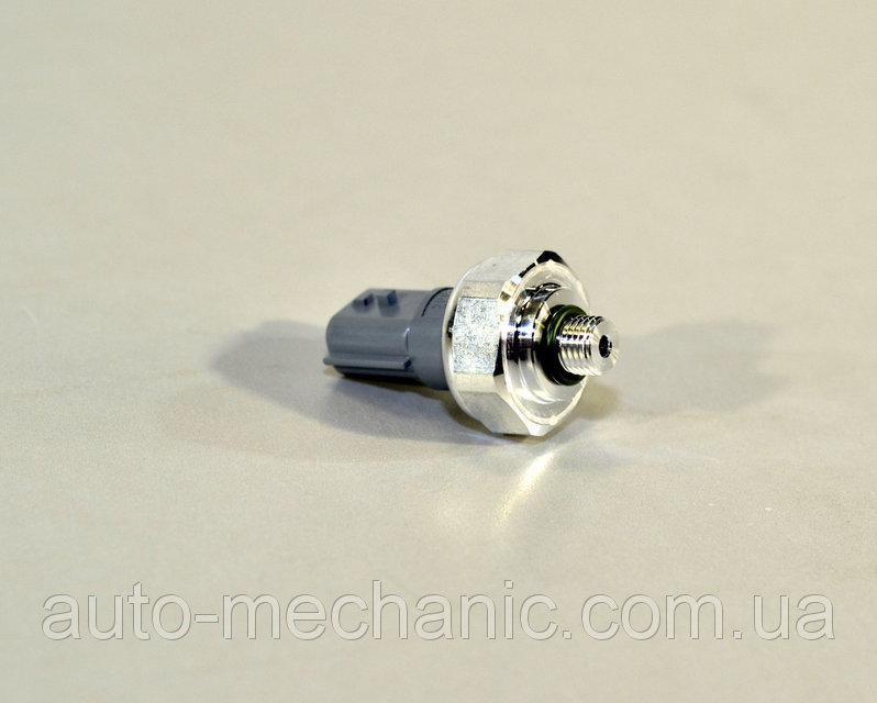 Датчик импульсный высокого давления кондиционера на Renault Dokker 2012-> - Renault (Оригинал) - 921361722R - фото 1 - id-p690119446
