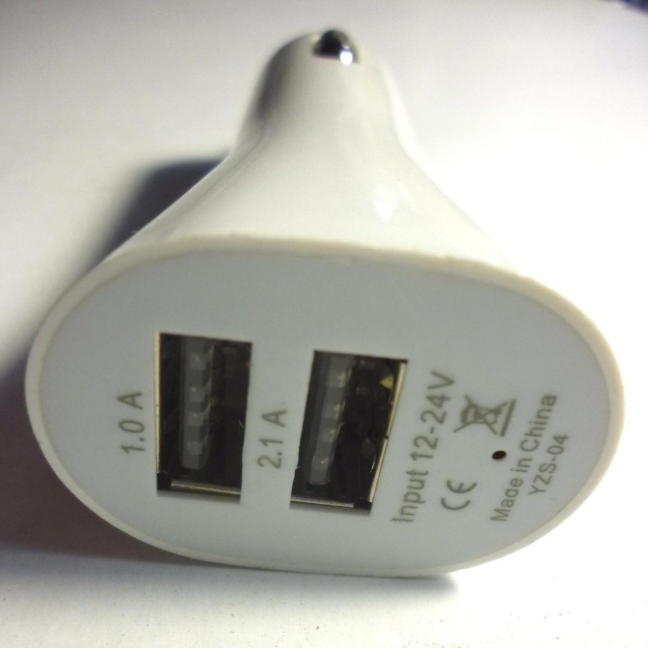 Зарядний у прикурювач CAR 2USB 01
