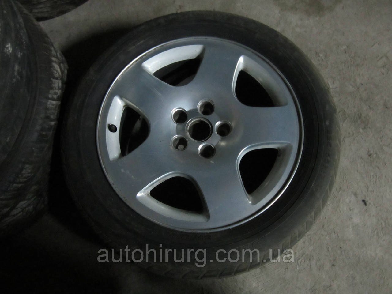 Запасне колесо audi a8 d2