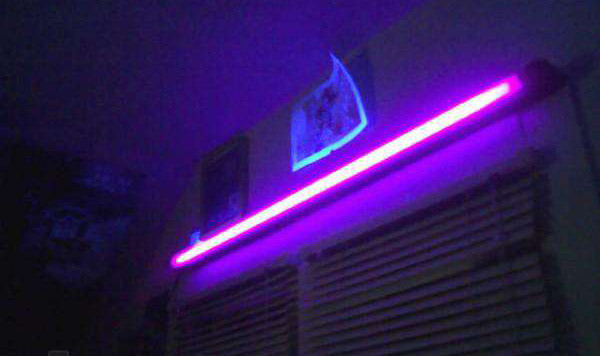 Ультрафіолетовий освітлювач 18W BLB