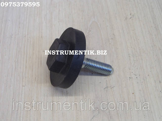  Болт для газонокосилки 
