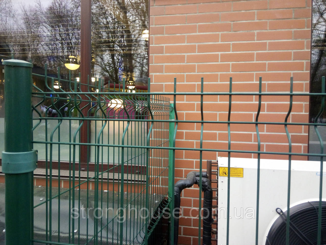 Забір секційний Техна Еко 3/3 зі стовпами та кріпленням