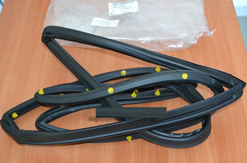 Уплотнитель двери на Дэу Ланос Заз Сенс задней правой GM 96460194, фото 1