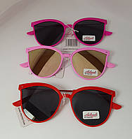 Стильные солнцезащитные очки детские