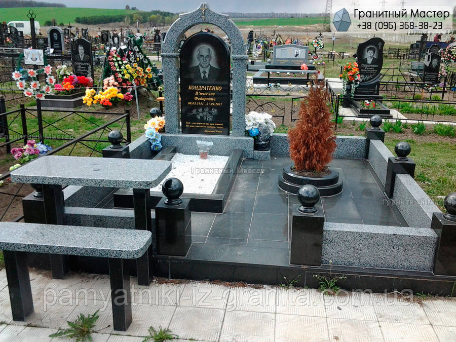 Гранітний пам'ятник № 309