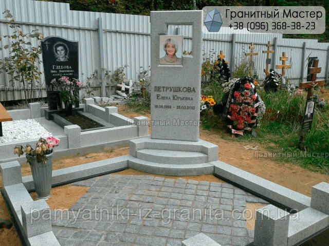 Гранітний пам'ятник № 312