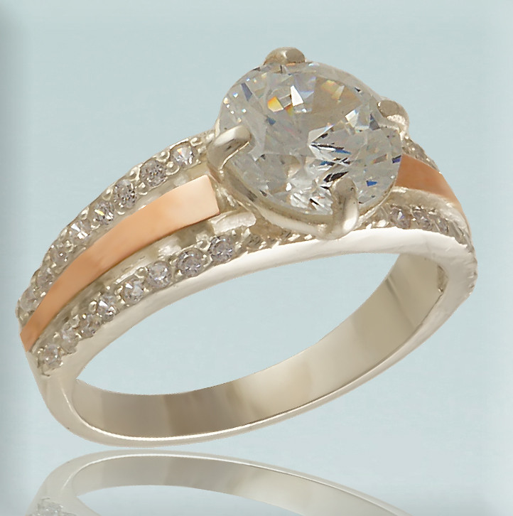 Серебряное кольцо 925 пробы с золотыми вставками "Бали"