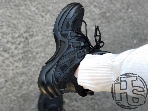 Lv black sneakers sale