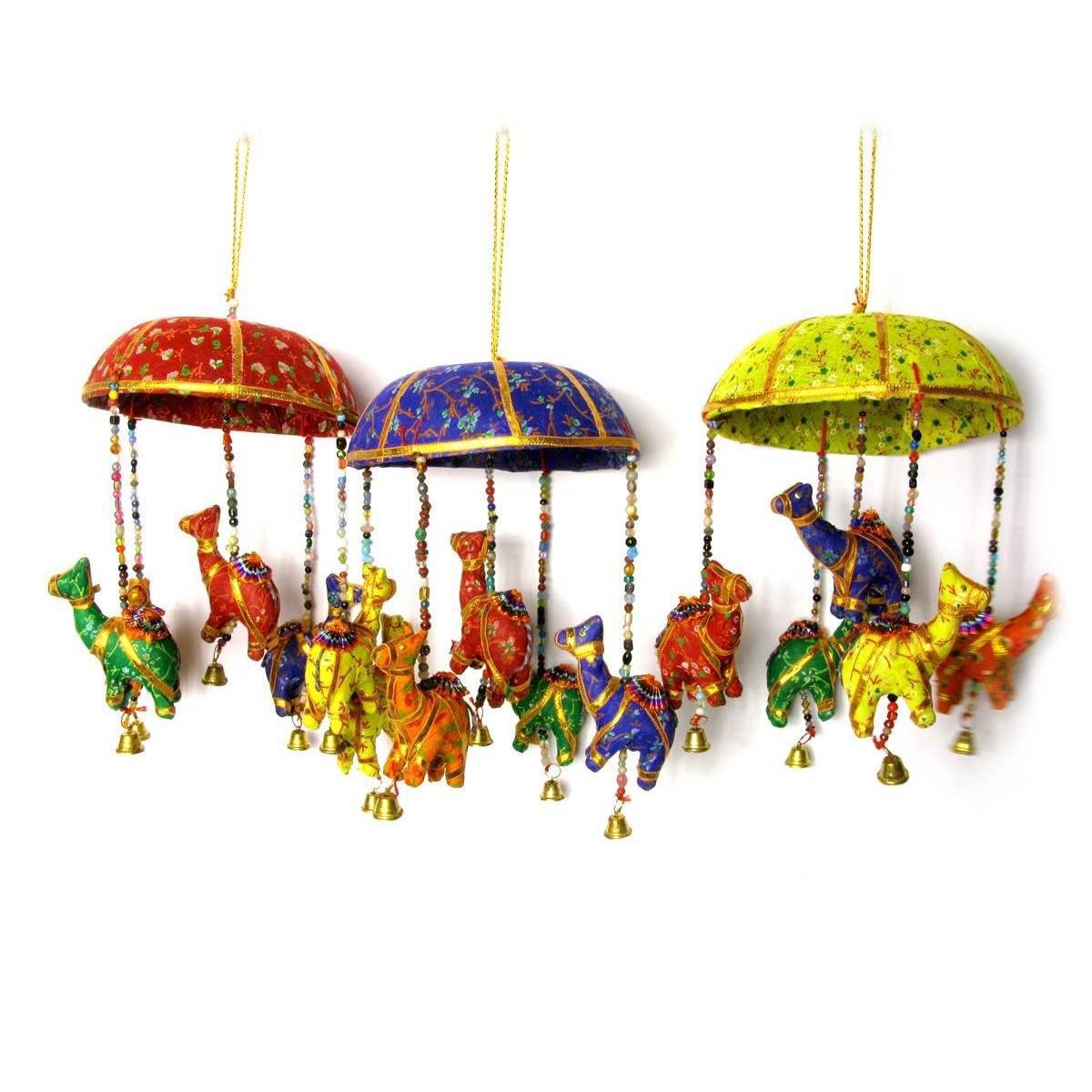 Яскрава підвіска з дзвіночками Верблюди, фото 1