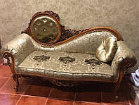 Софа - кушетка в стиле барокко в ткани с пуговицами
