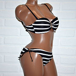 Роздільний жіночий купальник, чорно-біла смужка, бікіні, розмір M, на зав'язках, з push-up, брошка