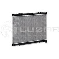 Радиатор охлаждения на Киа Соренто 2,5 Crdi (02-) МКПП алюминий Luzar LRc KISo02150 25310-3E030