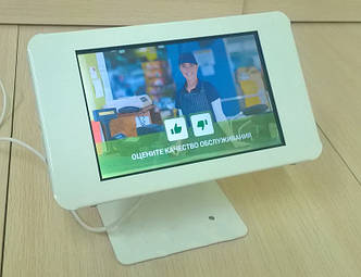 Настільний рекламний екран на планшеті