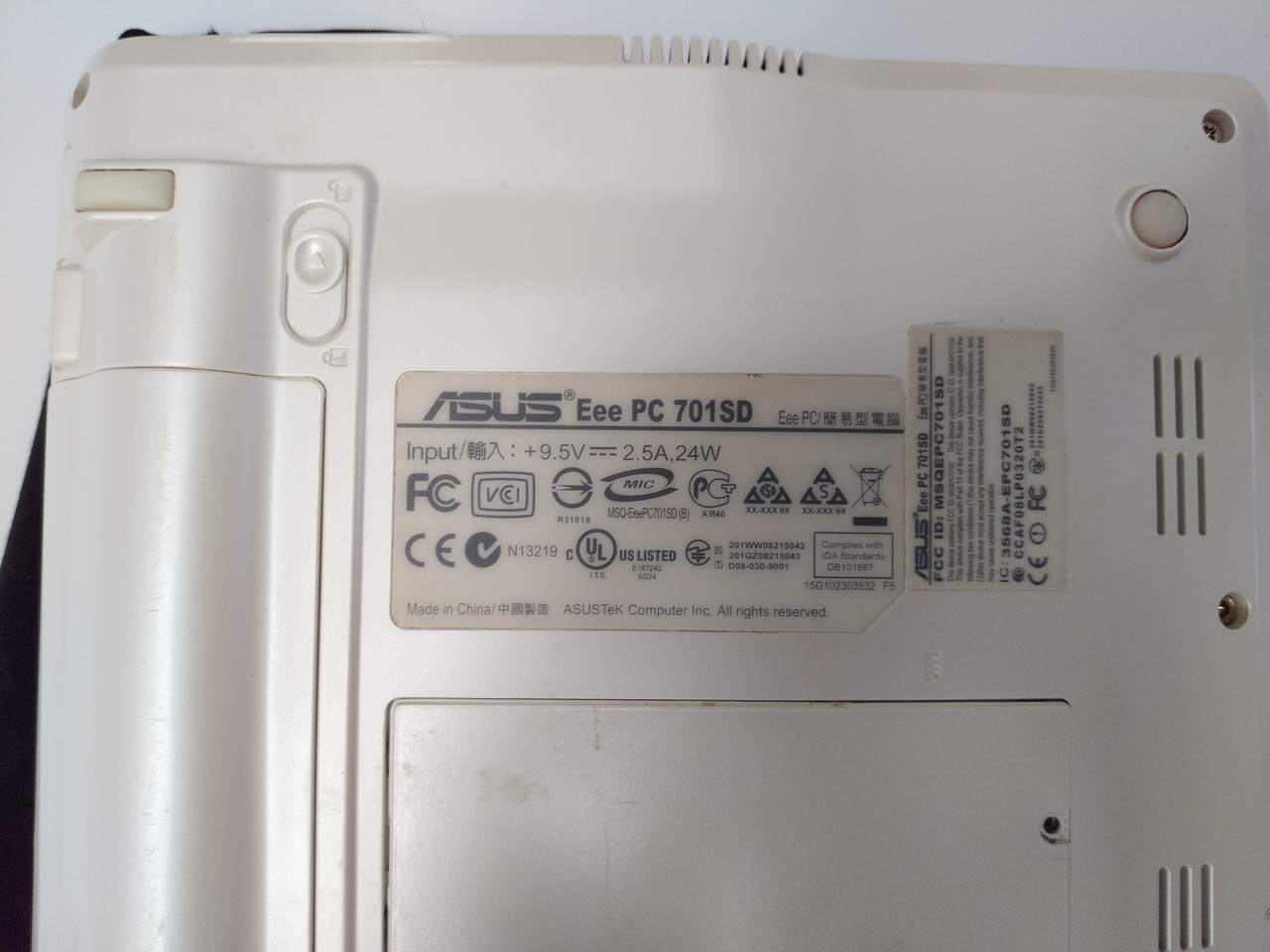 Netbuk Asus Eee Pc 701sd Na Baze Intel Celeron M Cel M 900mhz 512ram Intelgma900 8gb Ssd Cena 1000 Grn Prom Ua Id