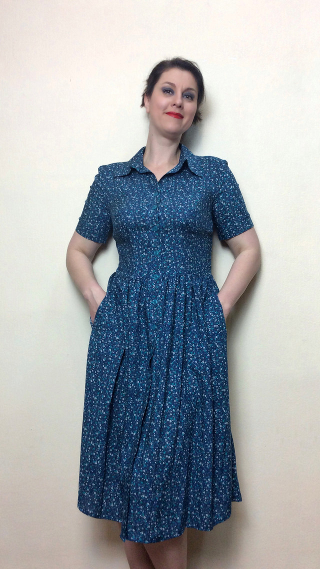 Штапельне плаття міді з кишенями