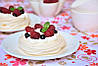 Тістечко Павлова десерт з меренги з фруктами класичний десерт Павлова десерт для кенді бару, фото 7