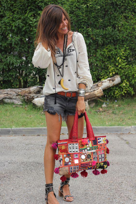 фасони блузок 2018