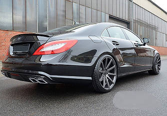 Спойлер Mercedes W218 CLS сабля тюнінг стиль AMG