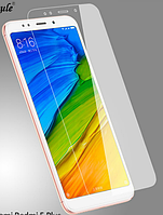 Закаленное прозрачное стекло для Xiaomi Redmi 5 Plus / полный клей /
