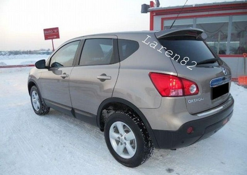 Спойлер Nissan Qashqai козирок тюнінг (скловолокно)