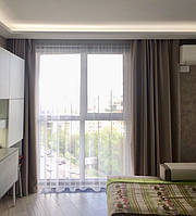 Шторы ЖК Квартет - детская. Тюль Dizzario Eden. Портьерная ткань Derek коллекции Brooks