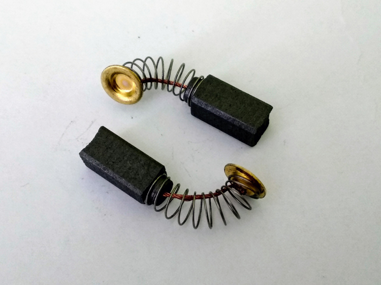 Щітки графітові для triac ST