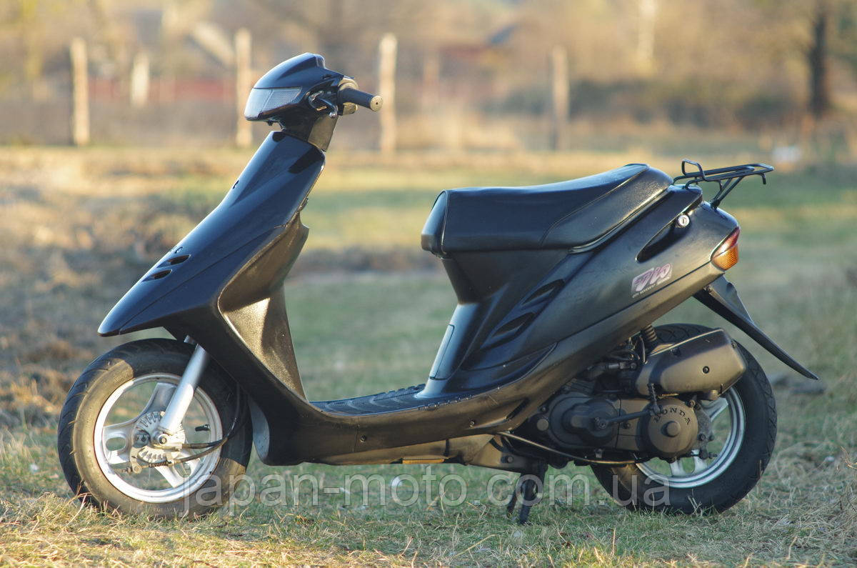 Скутер Honda Dio 27 - фото 1 - id-p53597099